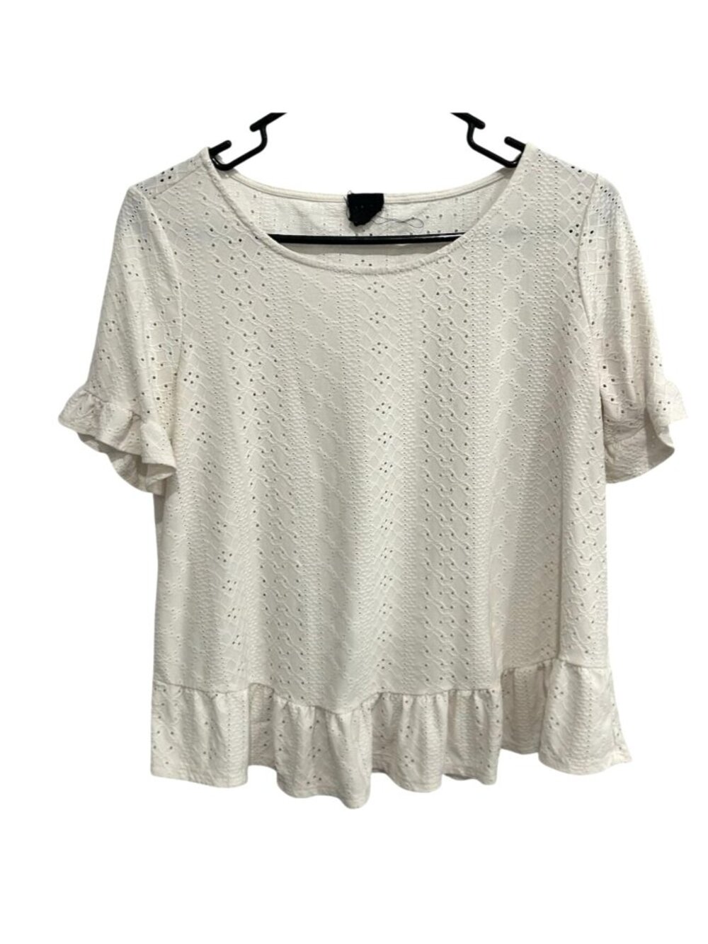 W5 Medium White Eyelet Ruffled Short Sleeve Peplum Top Cottagecore Floralcore